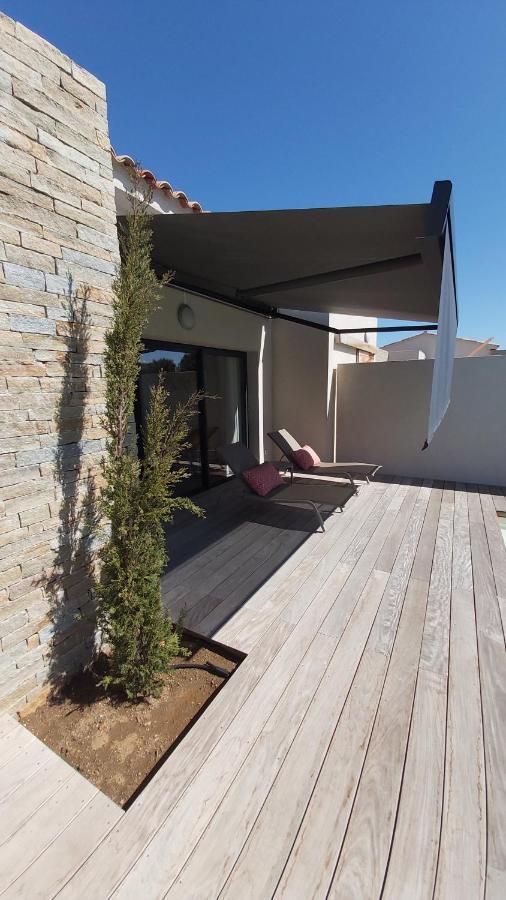 Villa Home Holiday A Cala Rossa 里奇 外观 照片
