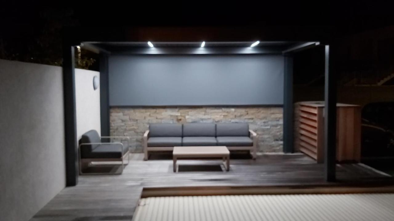Villa Home Holiday A Cala Rossa 里奇 外观 照片