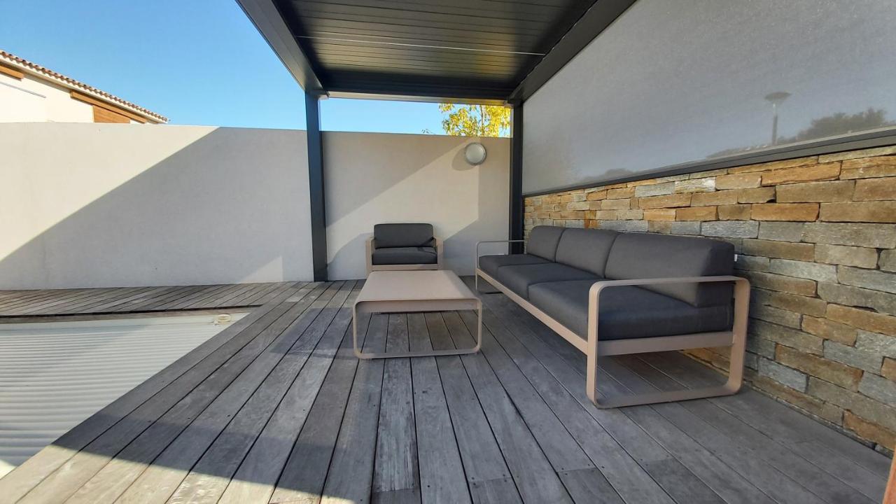 Villa Home Holiday A Cala Rossa 里奇 外观 照片