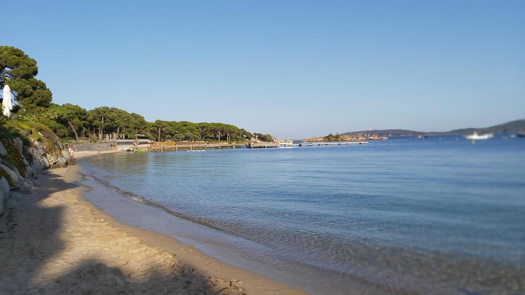 Villa Home Holiday A Cala Rossa 里奇 外观 照片