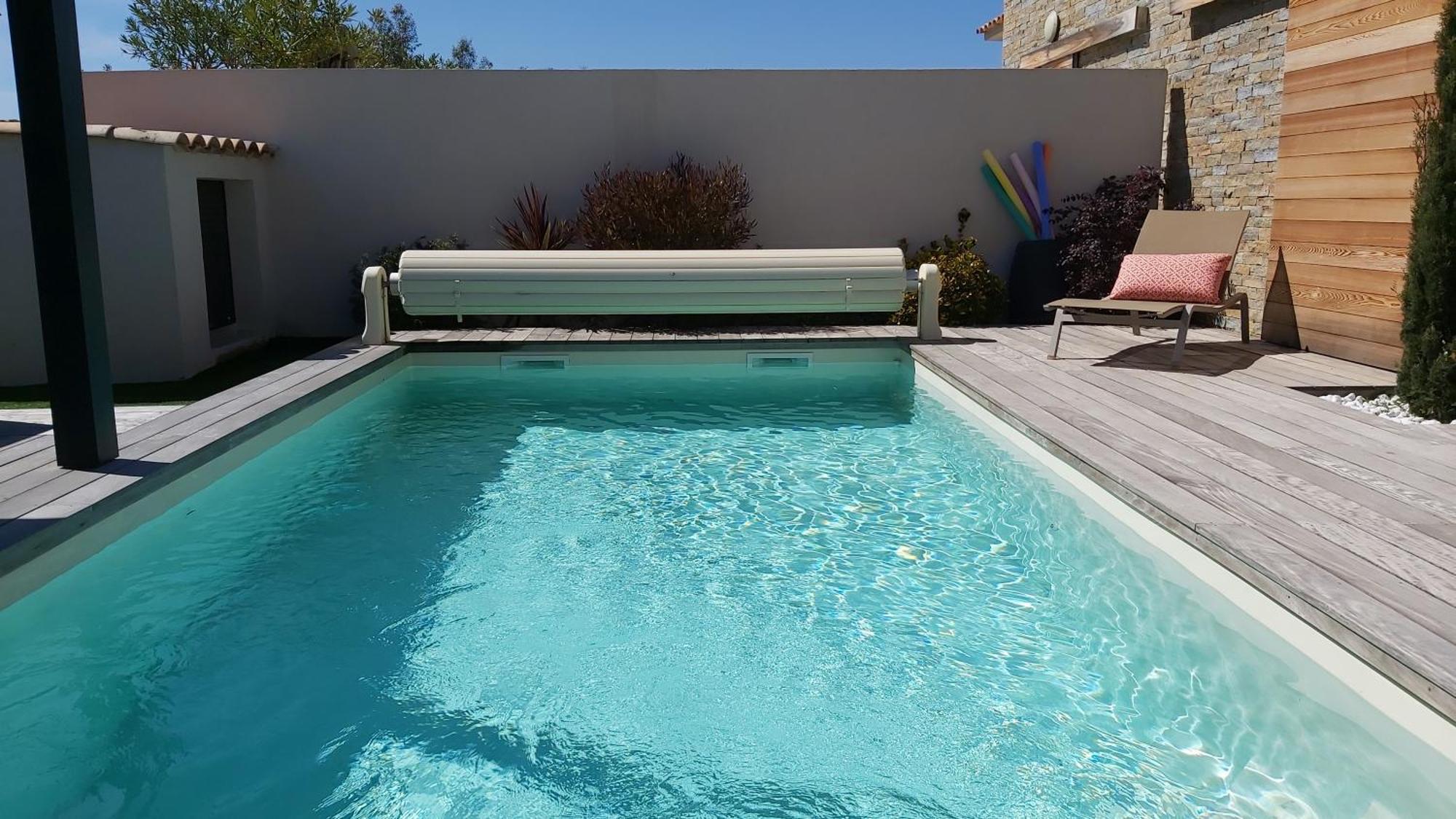 Villa Home Holiday A Cala Rossa 里奇 外观 照片