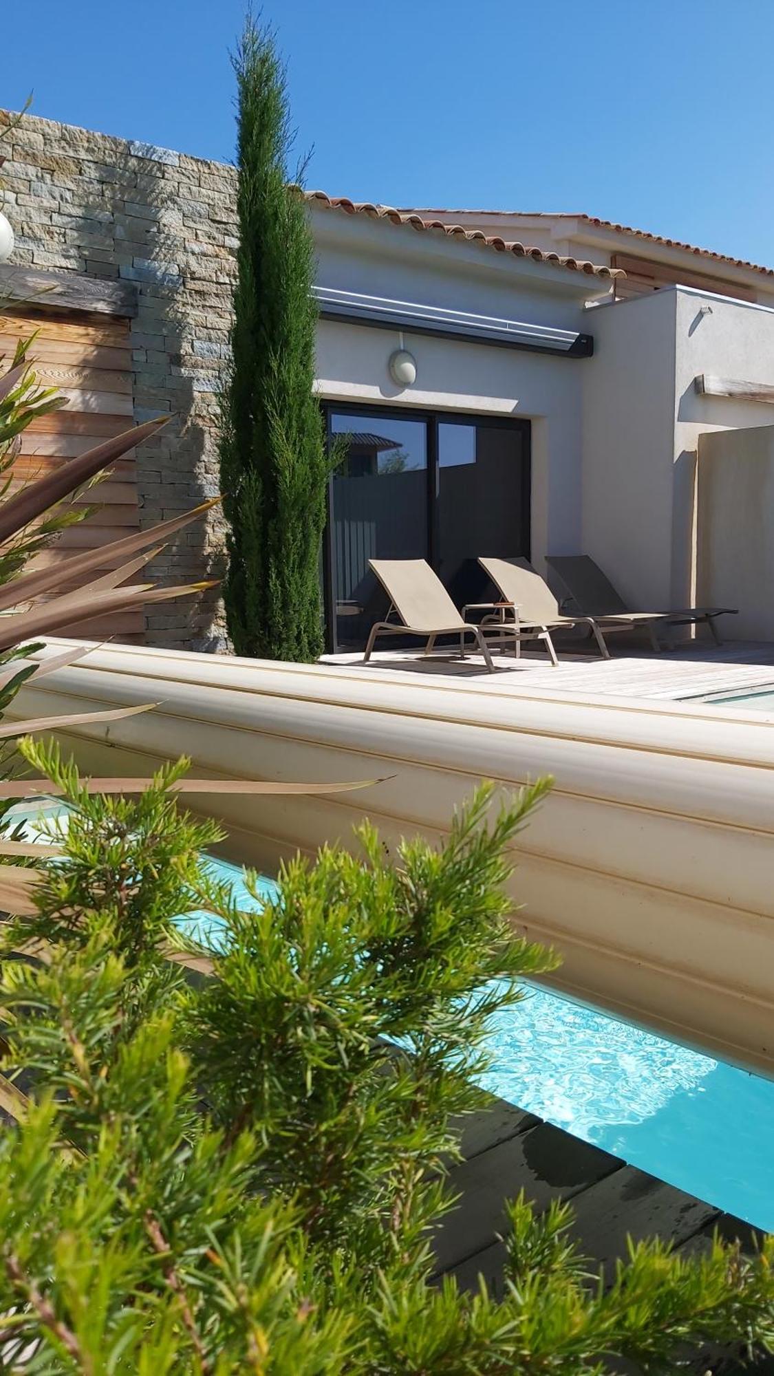 Villa Home Holiday A Cala Rossa 里奇 外观 照片